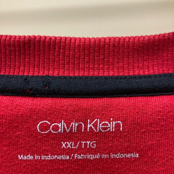 Calvin Klein Red Crewneck (XXL) - Picture 3 of 5